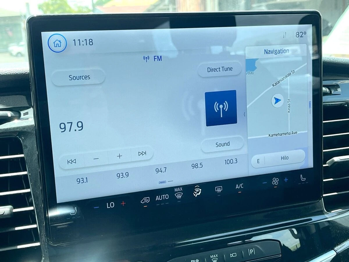 2023 Ford Transit Passenger Van XLT - Photo 22
