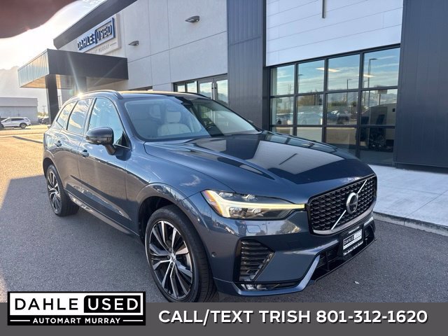 2023 Volvo XC60 B5 Plus Dark Theme