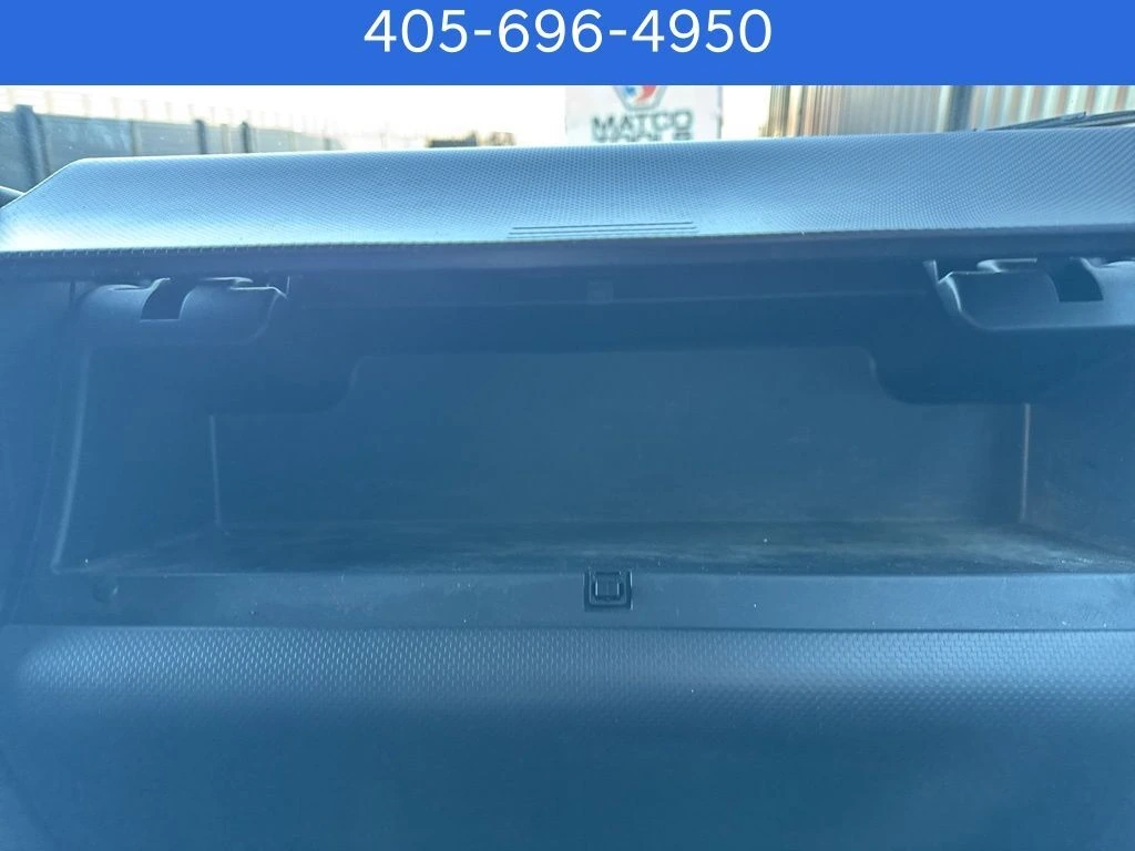 2024 Isuzu NPR - image 33