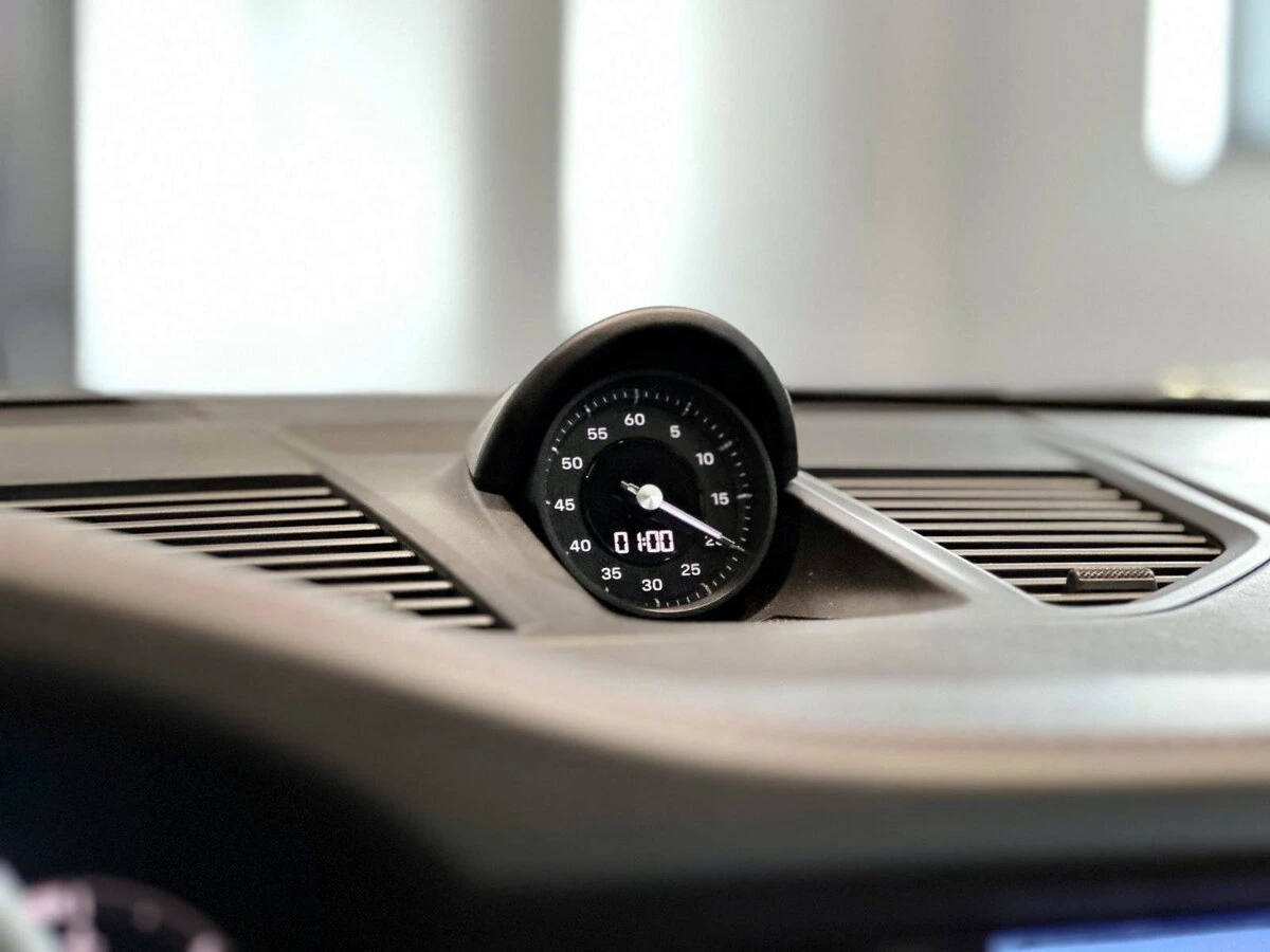 2024 Porsche 911 - Photo 13