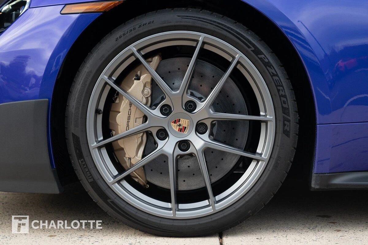 2025 Porsche Taycan Turbo GT with Weissach Package - Photo 14