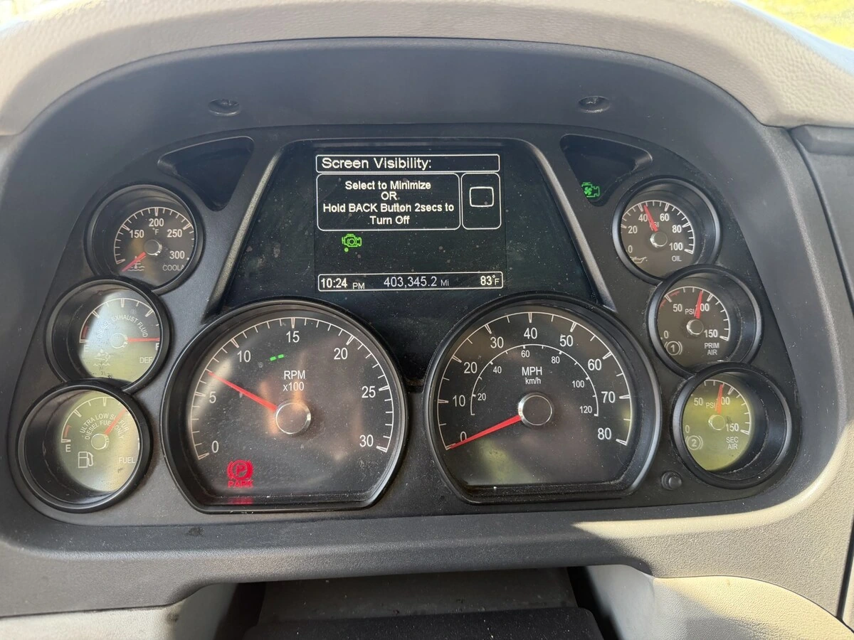 2020 Peterbilt 579 in Warminster, PA — photo 7