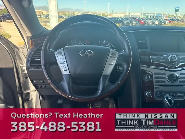 2019 Infiniti QX80 Luxe photo 11
