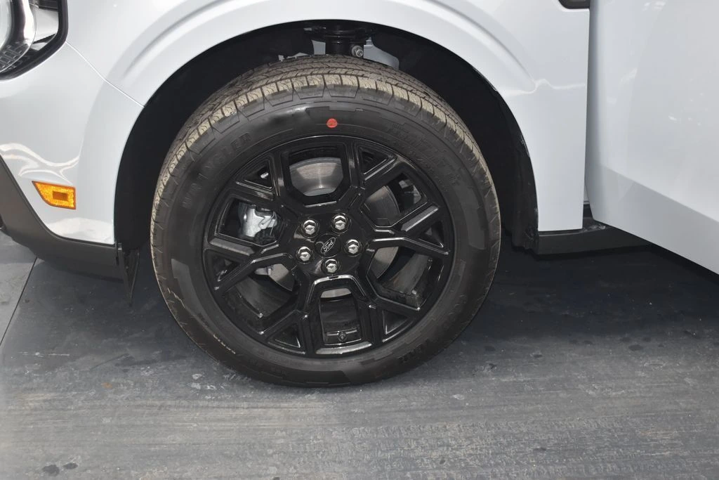 2026 Ford Maverick XLT - Photo 13