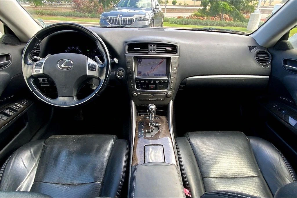 2015 Lexus IS 250 - Photo 13