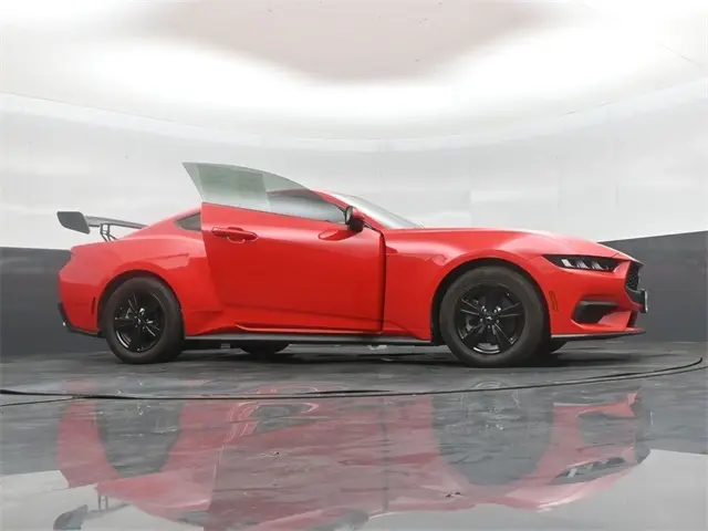 2024 Ford Mustang EcoBoost photo 42