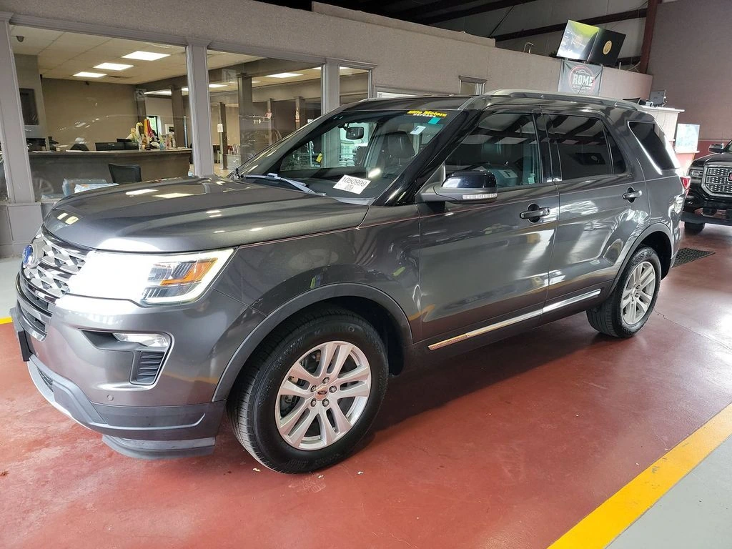 2018 Ford Explorer XLT 4WD's photo