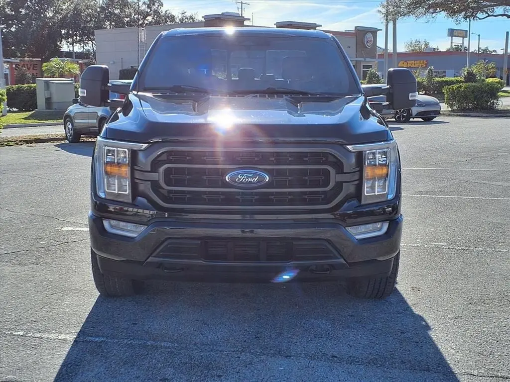 2023 Ford F-150 XLT photo 2