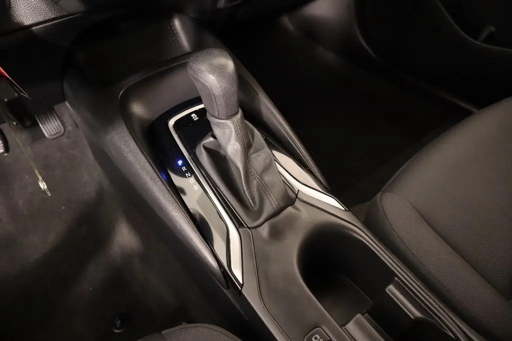 2024 Toyota Corolla LE photo 7