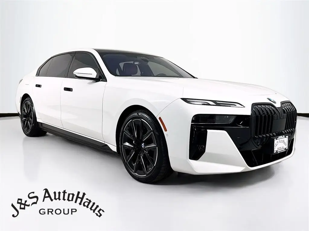 2023 BMW i7 Base's photo