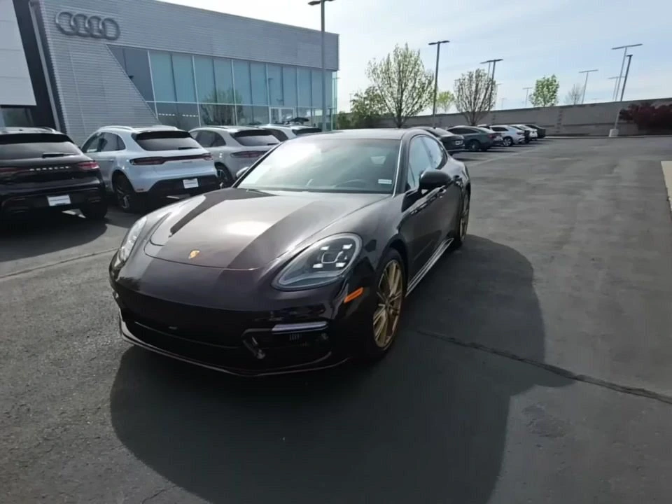 2023 Porsche Panamera Platinum Edition