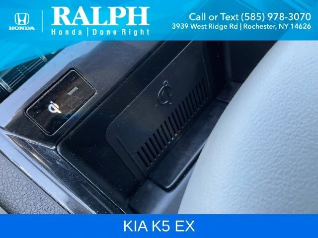 2021 Kia K5 EX - Photo 17