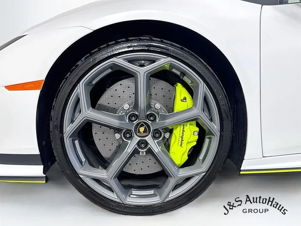 2024 Lamborghini Huracan Tecnica Base photo 31