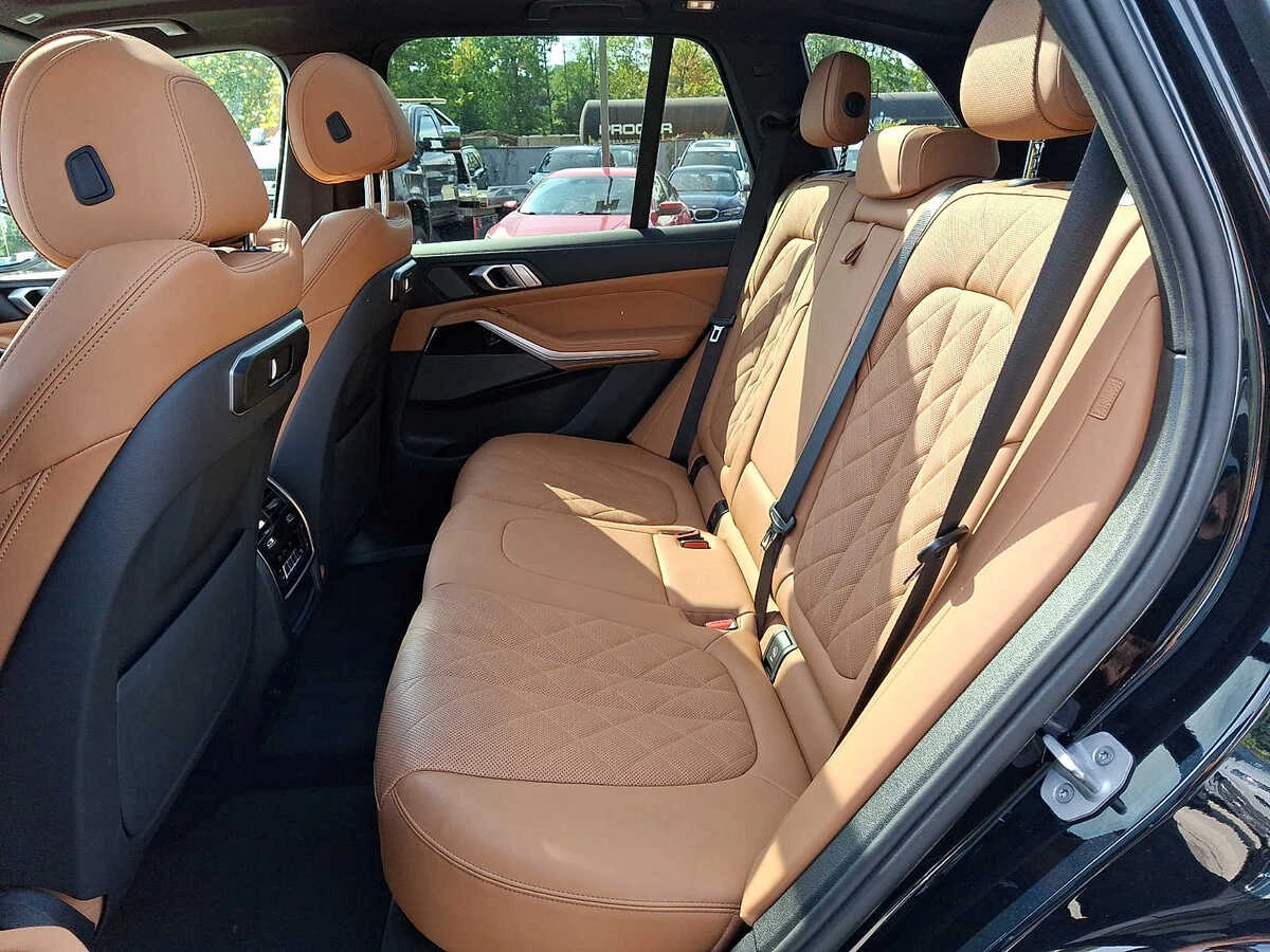 2025 BMW X5 40i - Photo 8