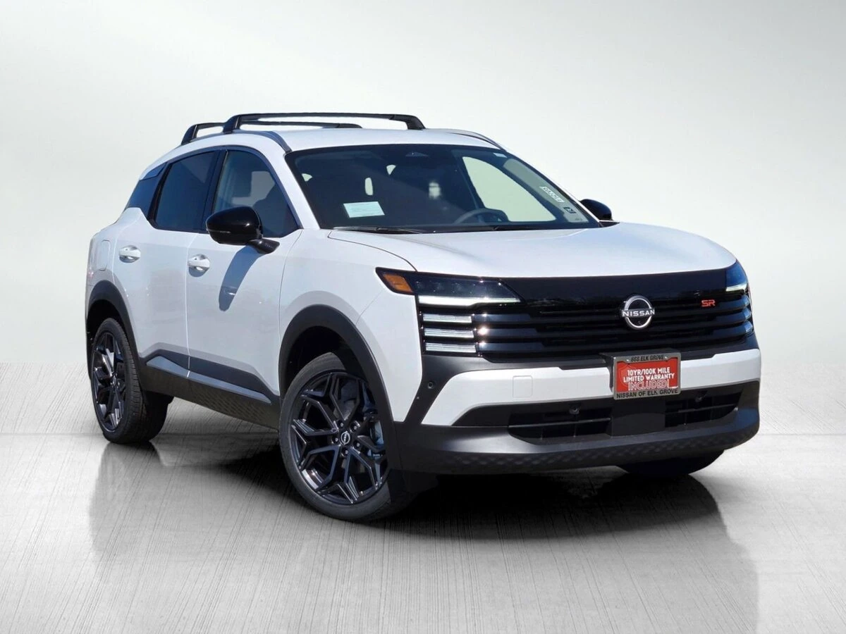 2026 Nissan Kicks 2.0 SR AWD's photo