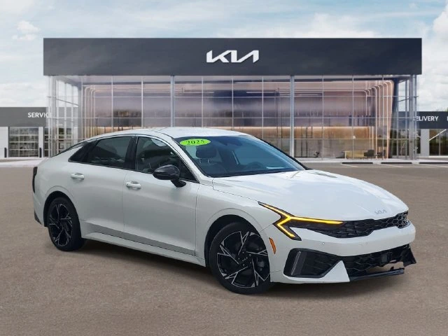 2025 Kia K5 GT-Line