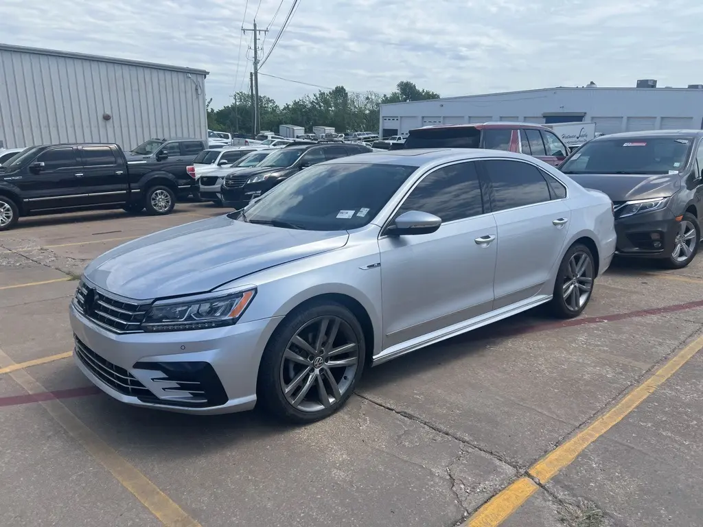 Used 2019 Volkswagen Passat SE R-Line with VIN 1VWMA7A37KC005548 for sale in Tulsa, OK