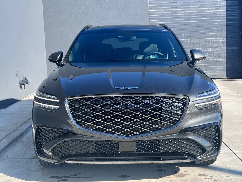 2026 Genesis GV70 3.5T Sport Advanced photo 4