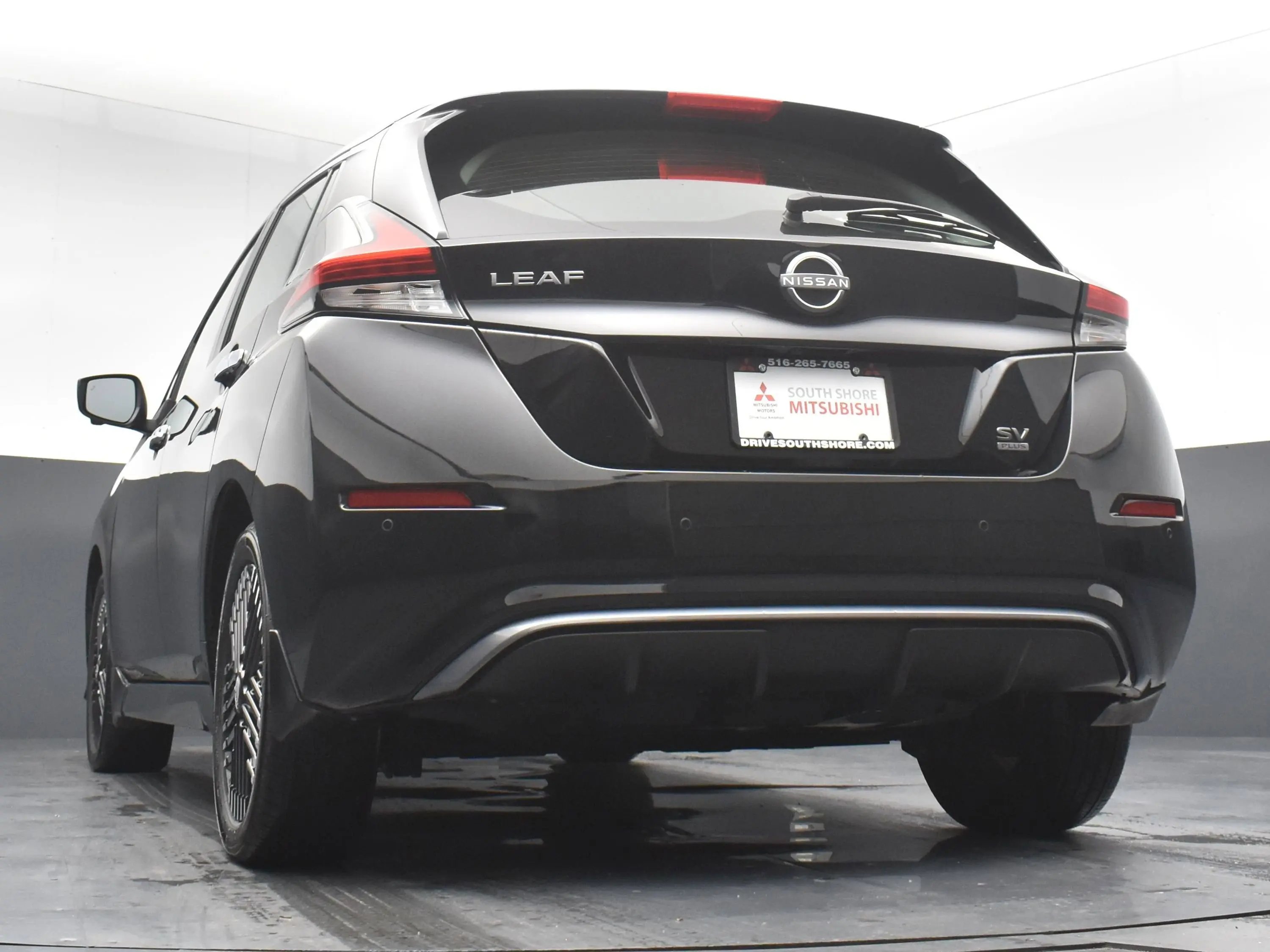 2023 Nissan Leaf SV Plus photo 25