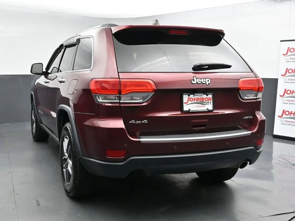 2017 Jeep Grand Cherokee Limited photo 4