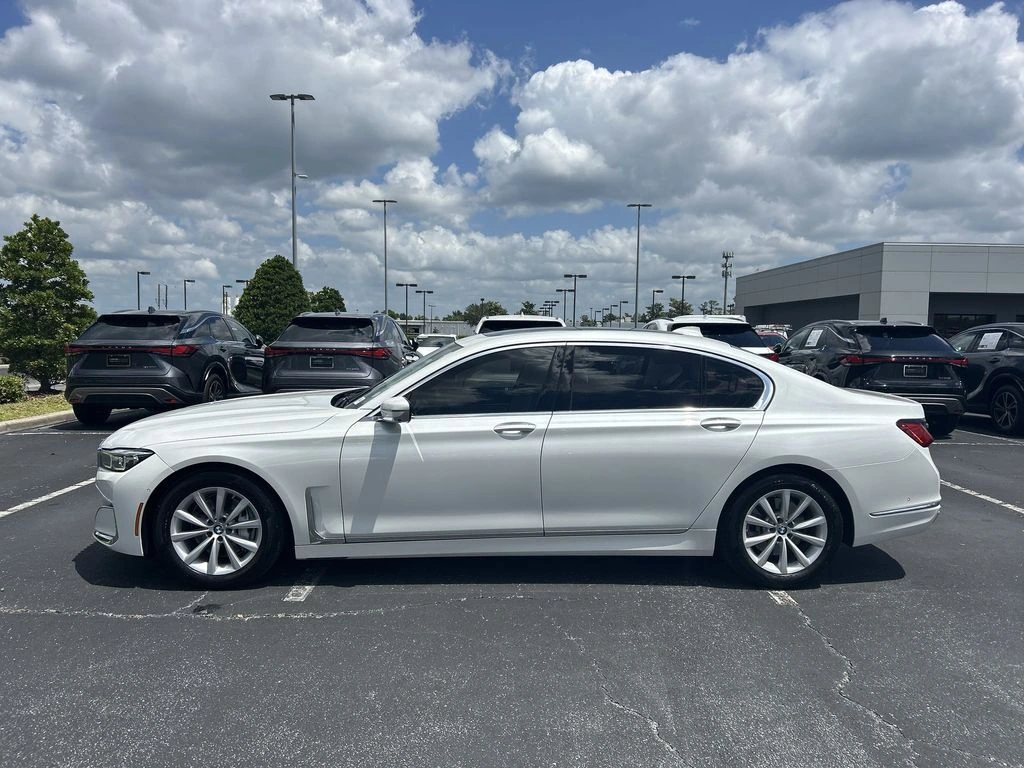 2022 BMW 7 Series 740i - Photo 16