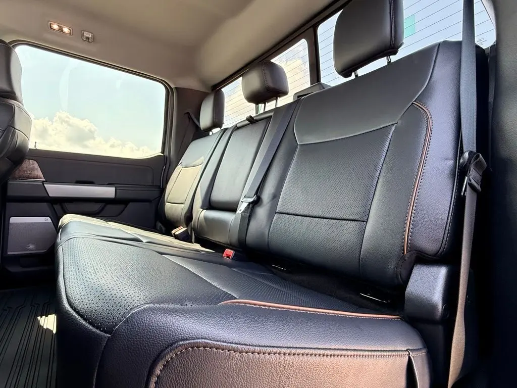 2025 Ford F-250 photo 17