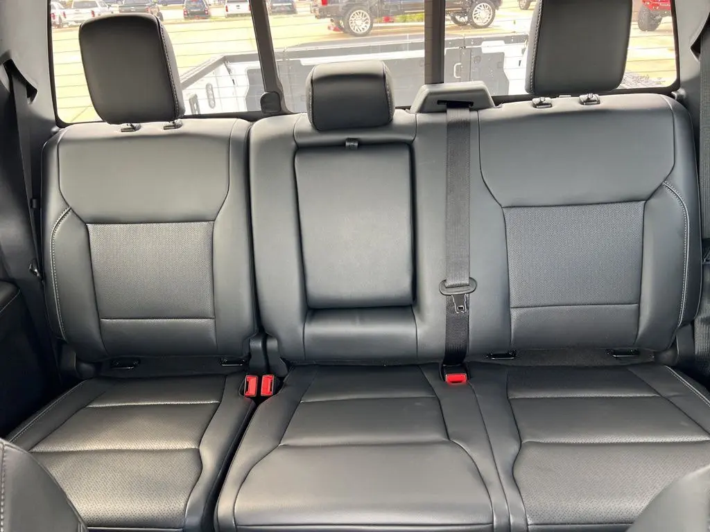 2025 Ford F-150 Lariat photo 22