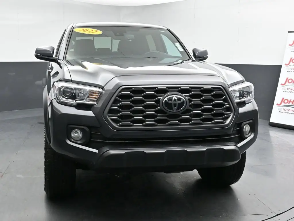 2022 Toyota Tacoma TRD Off-Road V6 photo 3