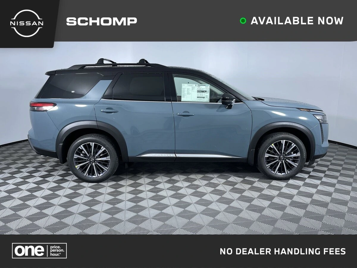 2026 Nissan Pathfinder Platinum 4WD's photo