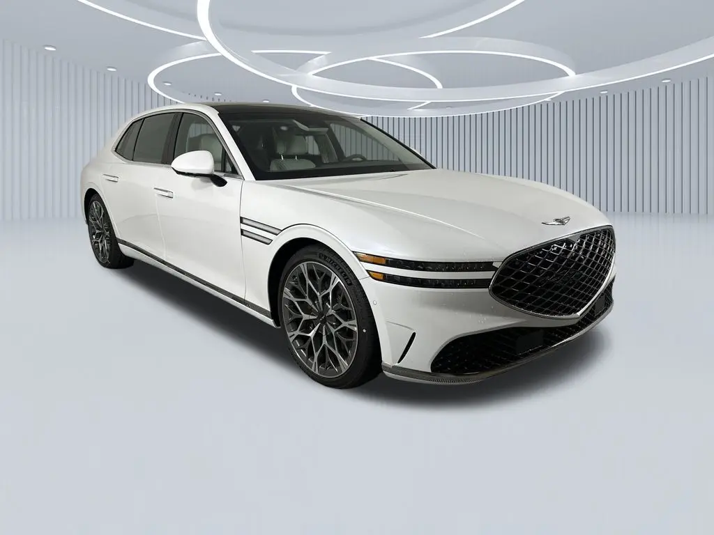 2026 GENESIS G90 Base's photo