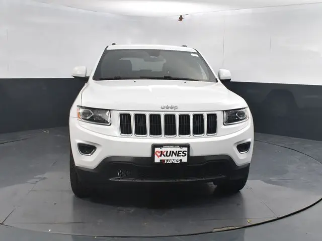 Used 2016 Jeep Grand Cherokee Laredo E with VIN 1C4RJFAG8GC319173 for sale in Woodstock, IL