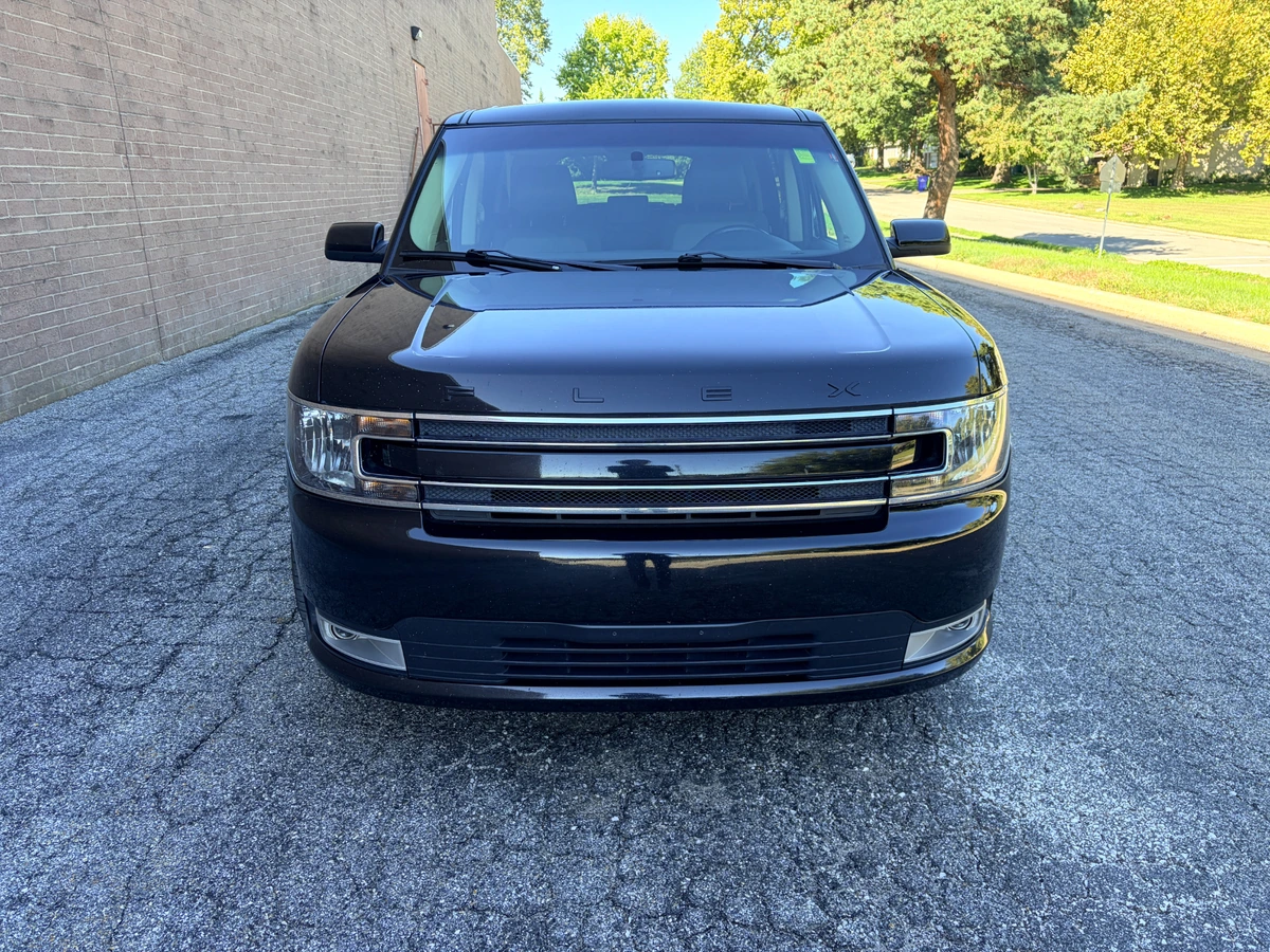 Used 2017 Ford Flex SEL with VIN 2FMHK6C81HBA13041 for sale in Kansas City