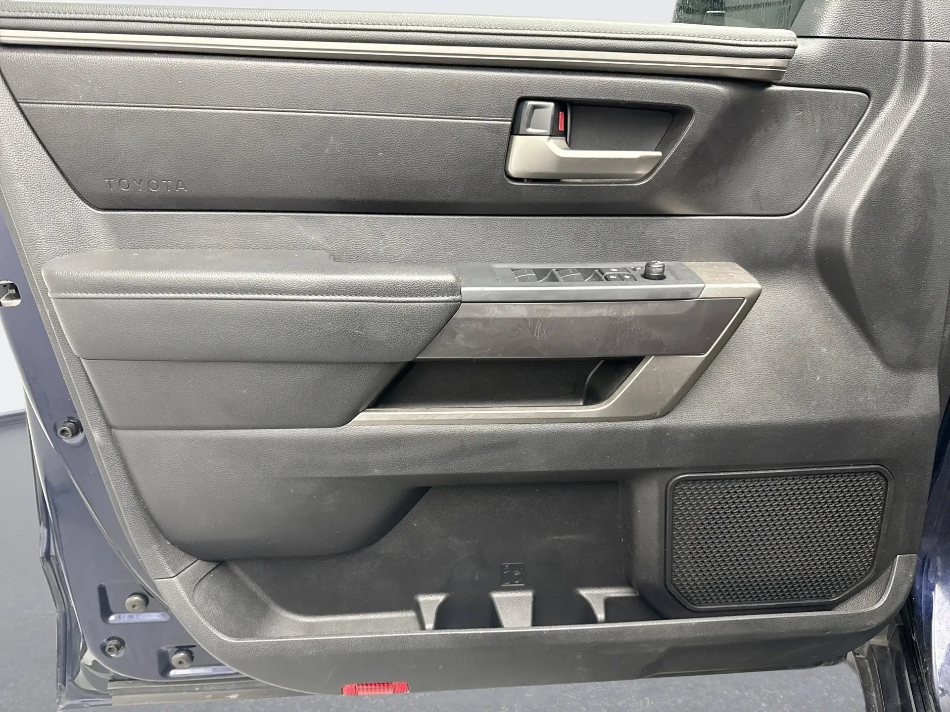 2022 Toyota Tundra SR5 photo 9