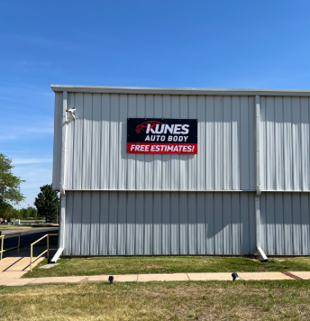 Kunes Auto Body Machesney Park