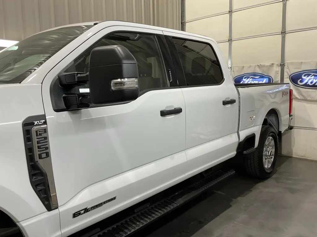 2024 Ford F-250 photo 5