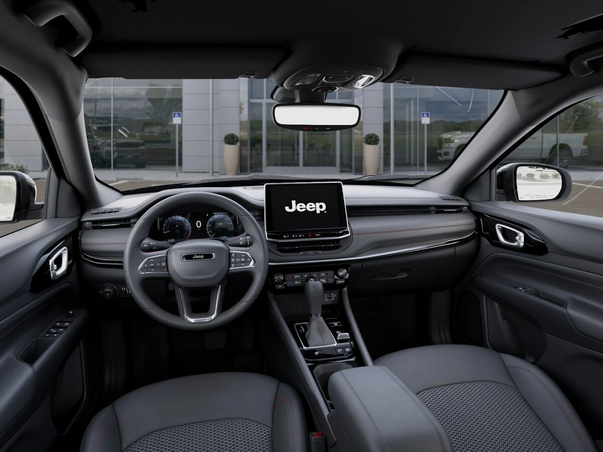 2026 Jeep Compass Trailhawk - Photo 14