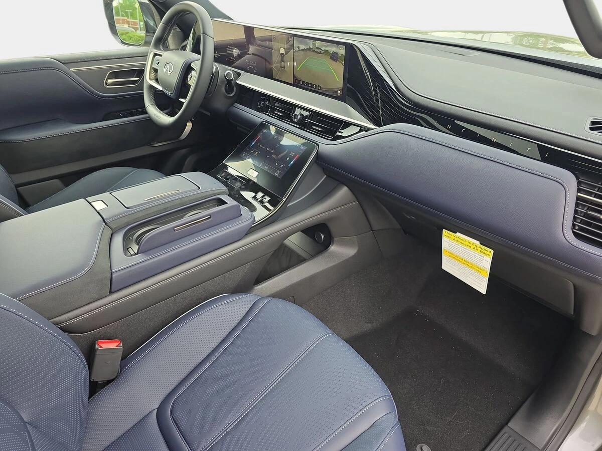 2026 INFINITI QX80 Sport - Photo 10