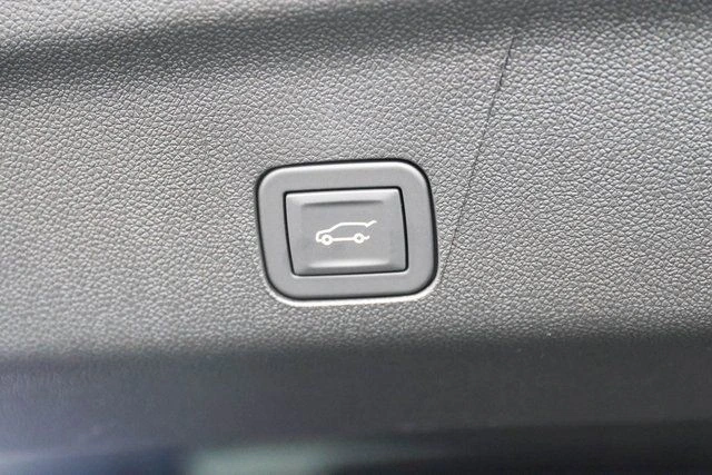 2026 Chevrolet Tahoe Premier - Photo 8