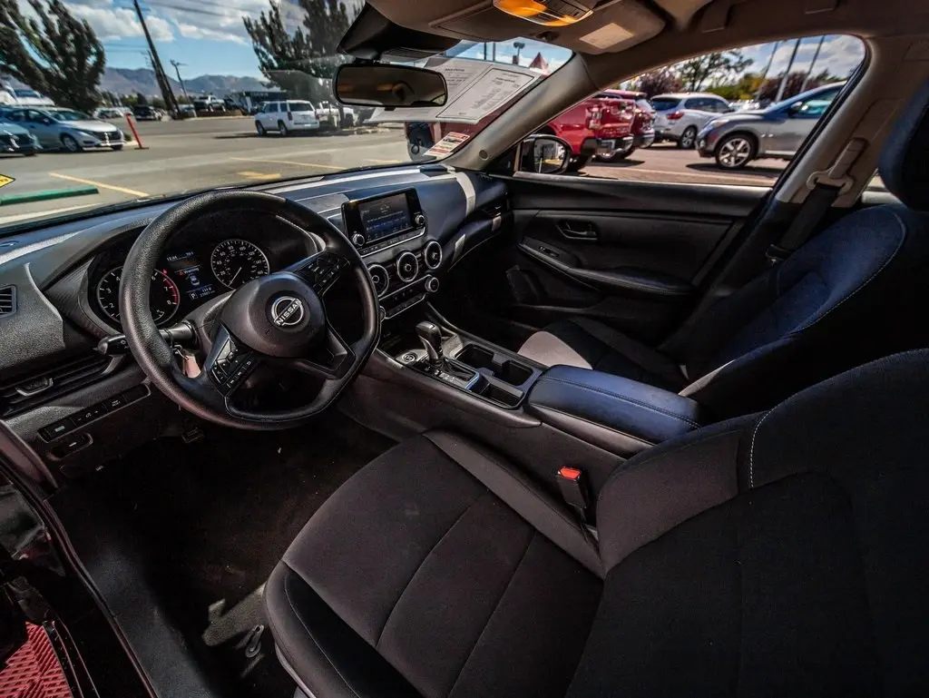 2024 Nissan Sentra S photo 8