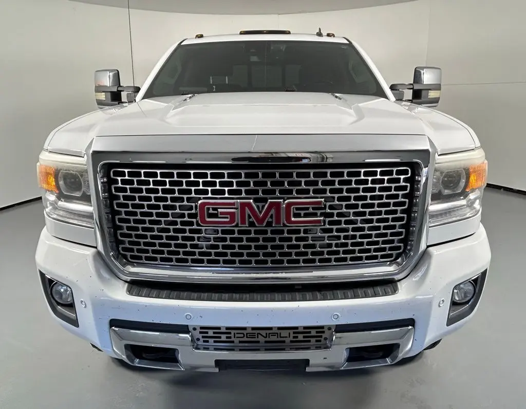 Used 2015 GMC Sierra 3500 Denali HD Denali with VIN 1GT424E89FF162961 for sale in Ewing, NJ