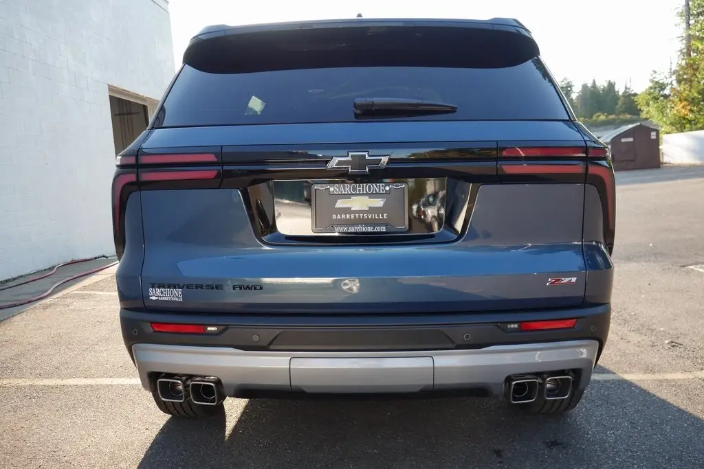2026 Chevrolet Traverse Z71 photo 5