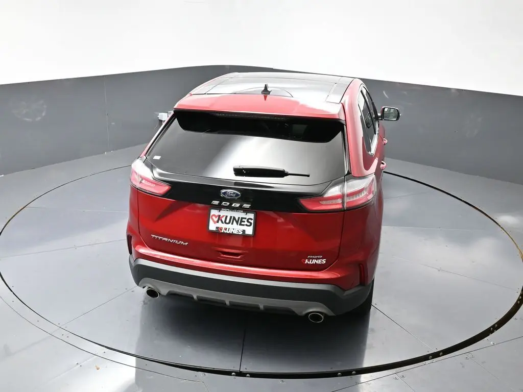 2021 Ford Edge Titanium photo 41