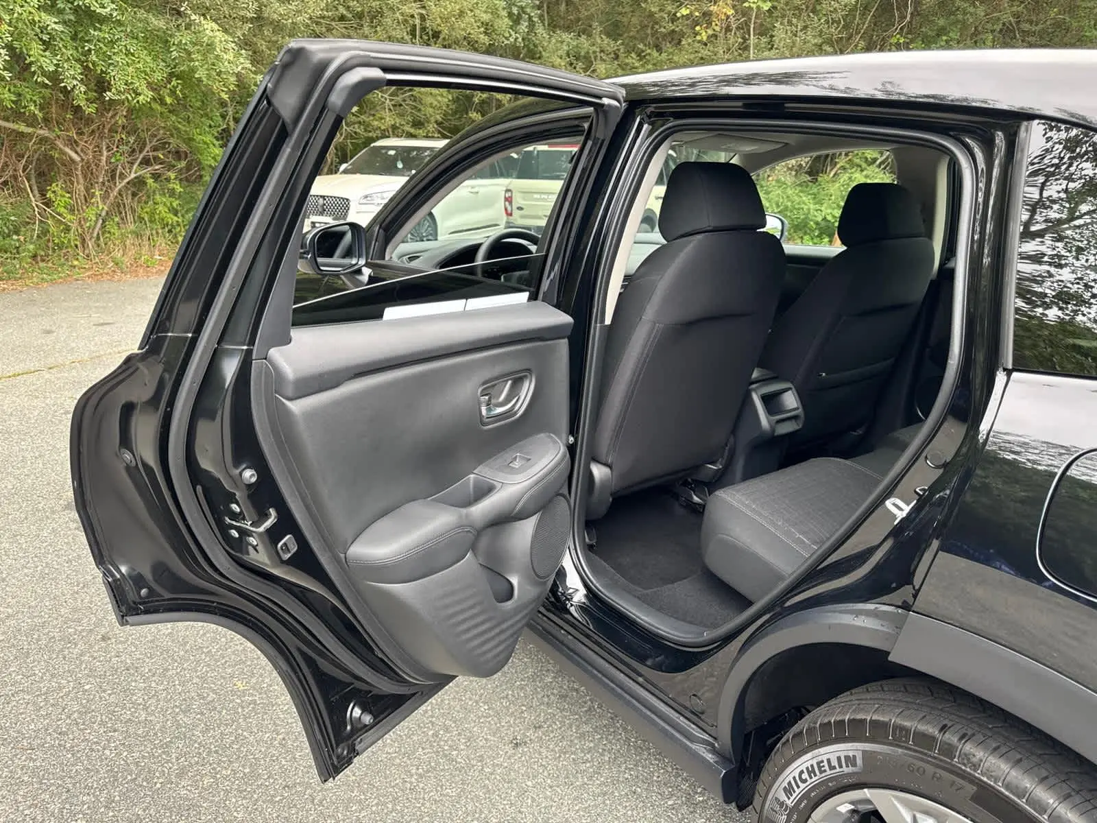 2026 Honda HR-V LX photo 28