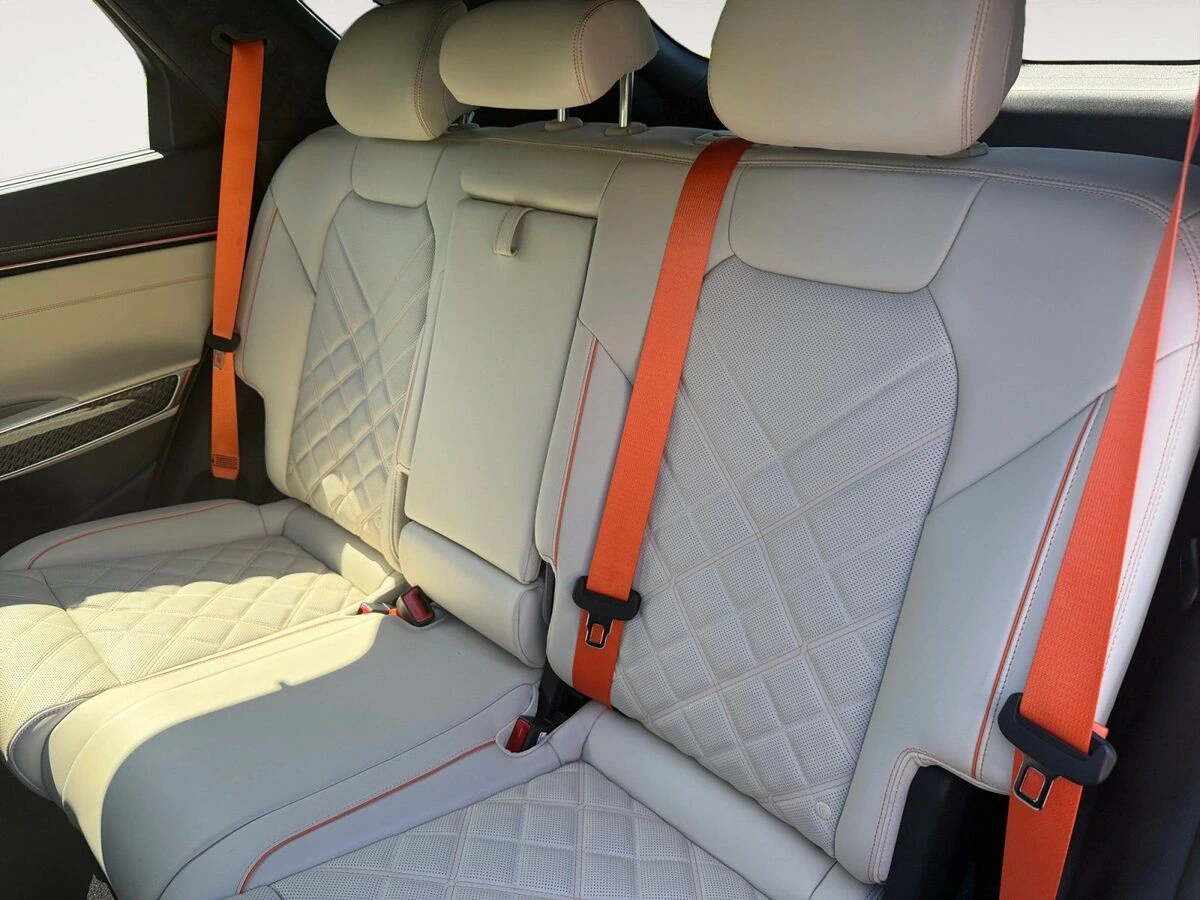 2026 GENESIS GV70 Sport Prestige - Photo 16