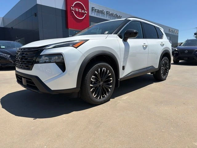 2026 Nissan Rogue Dark Armor AWD's photo