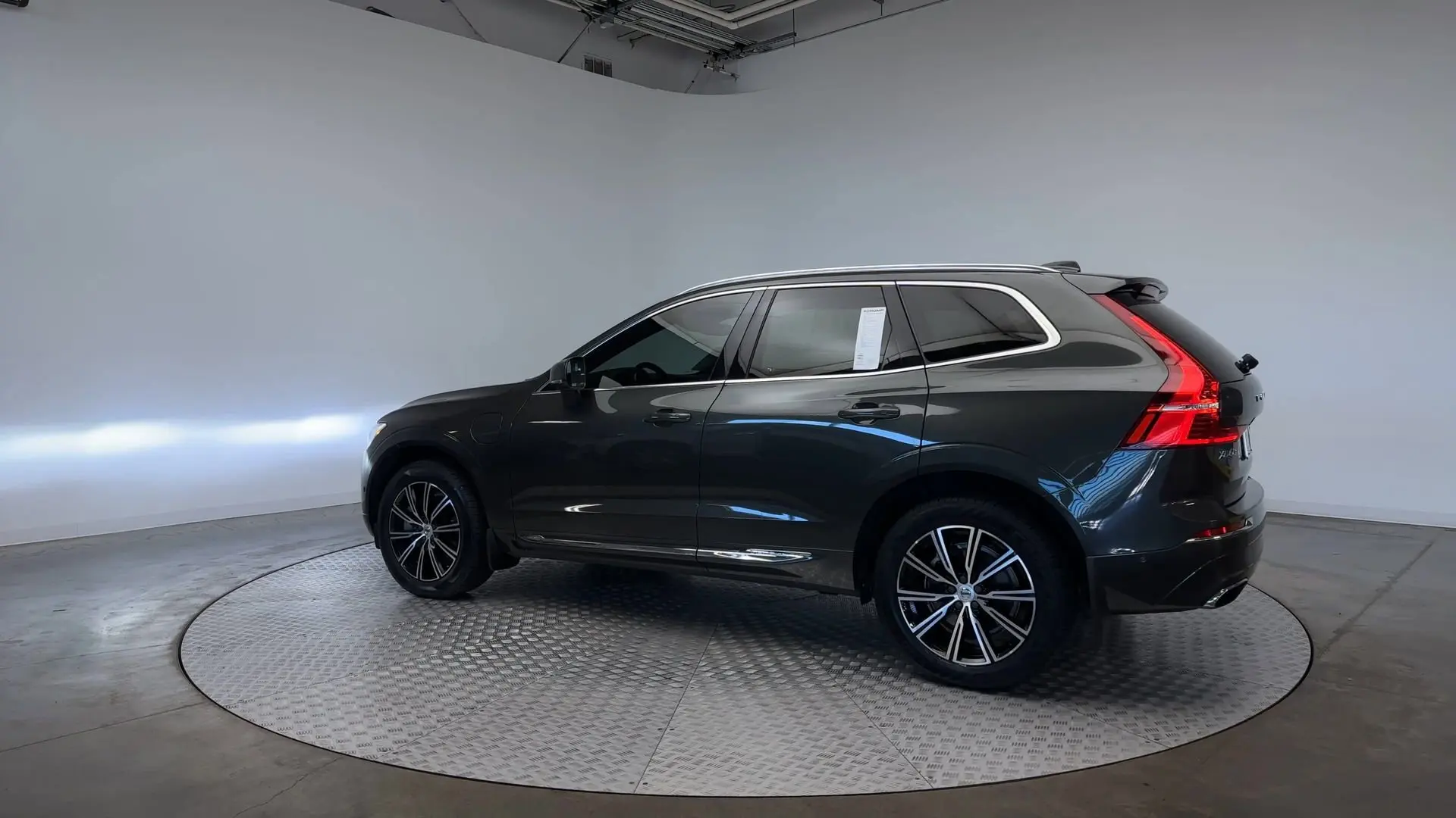 Used 2019 Volvo XC60 Inscription with VIN YV4BR0DL9K1374202 for sale in Highlands Ranch, CO