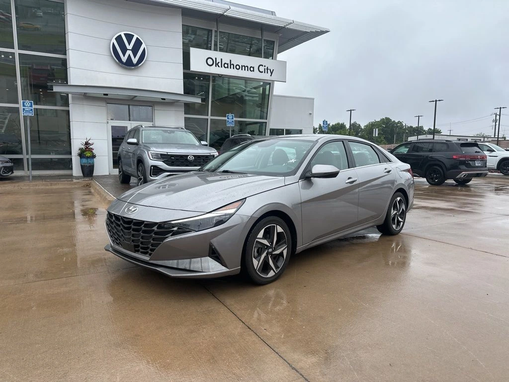 2023 Hyundai Elantra 2.0 Limited IVT SULEV's photo
