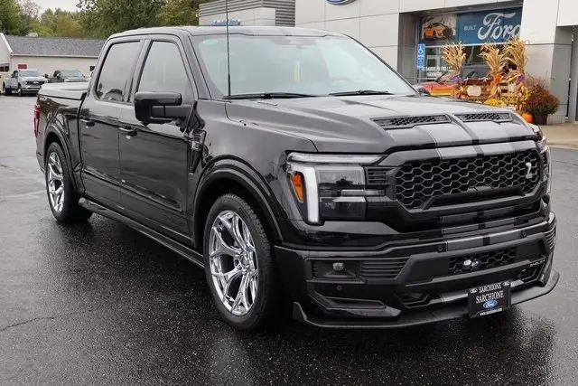 2025 Ford F-150 Lariat photo 2