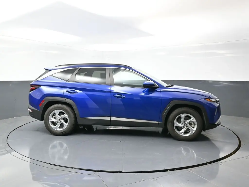 2024 Hyundai Tucson SEL photo 2