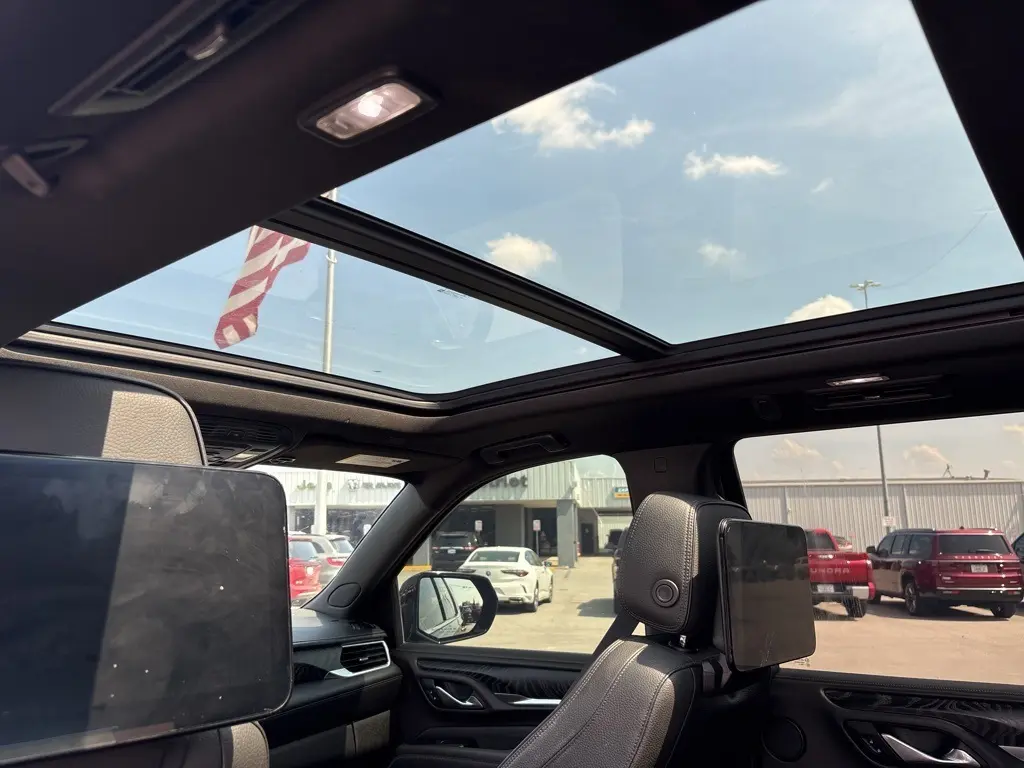2021 Gmc Yukon Denali photo 27